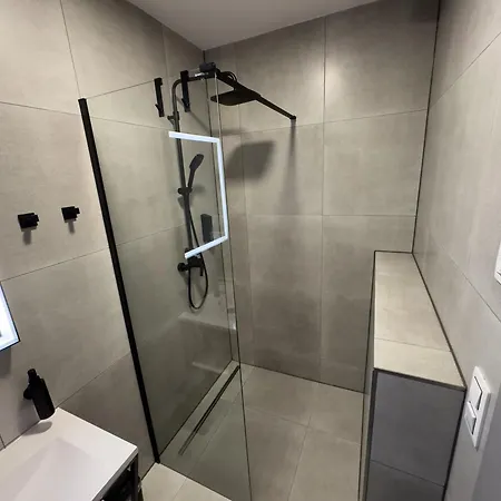 Roch800 - Industrial - Free Parking - Self-checking Hotel apartamentowy