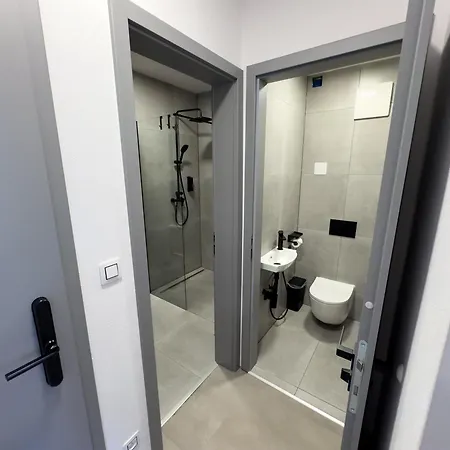 Roch800 - Industrial - Free Parking - Self-checking Hotel apartamentowy Klatovy