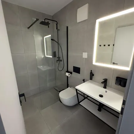 Hotel apartamentowy Roch800 - Industrial - Free Parking - Self-checking